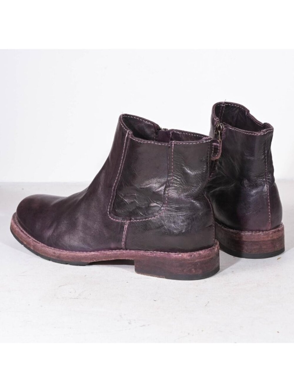 Gidigio Leather Ankle Boots Booties Almond Toe Made in Italy Women's Size 8.5 - Picture 3 of 7